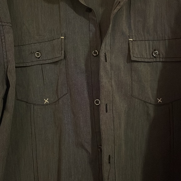 Men’s shirt from Buckle. Color is dark slate gray with black top-stitching. - Picture 3 of 3